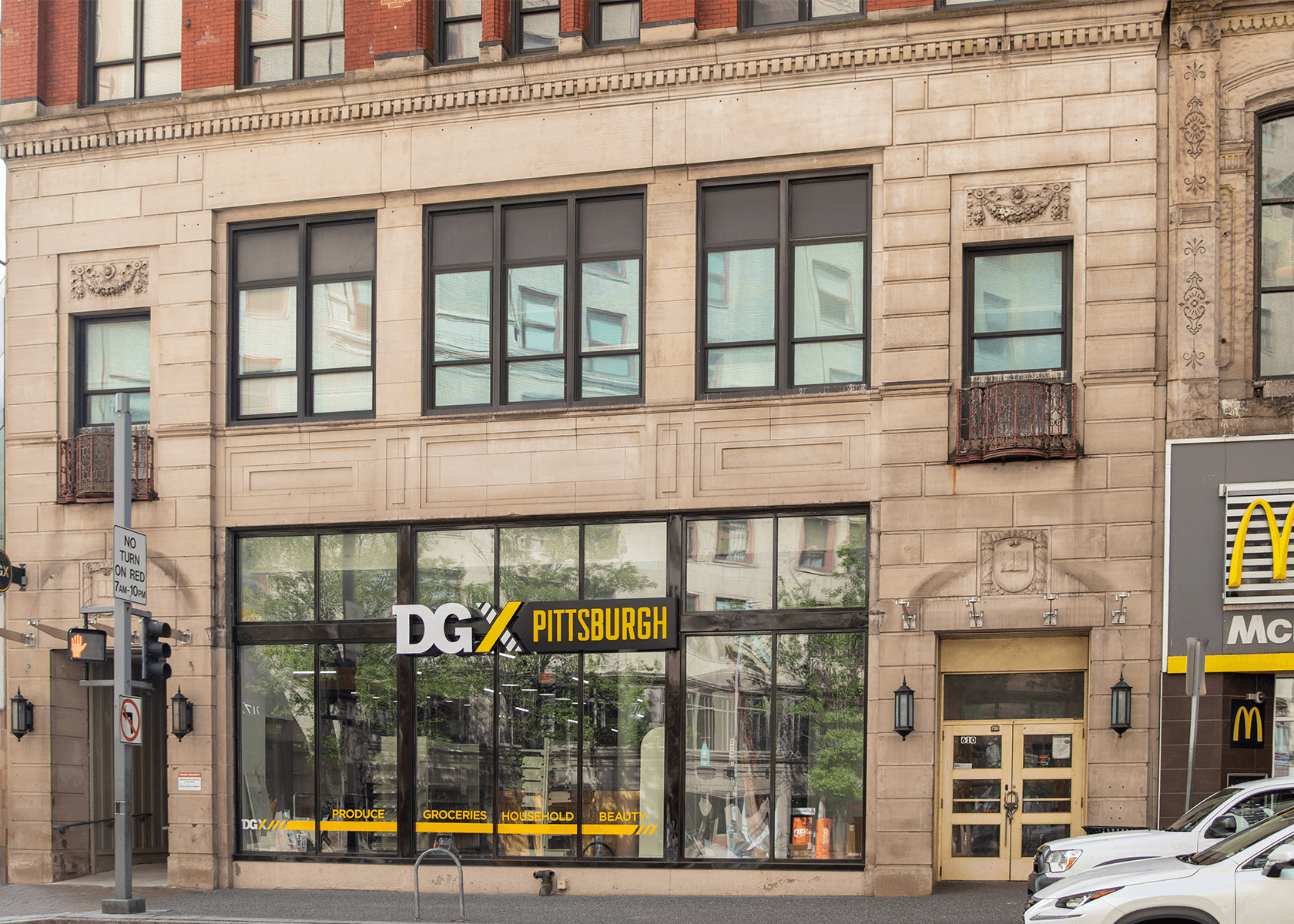 exterior view of 610 Wood Street in Downtown Pittsburgh